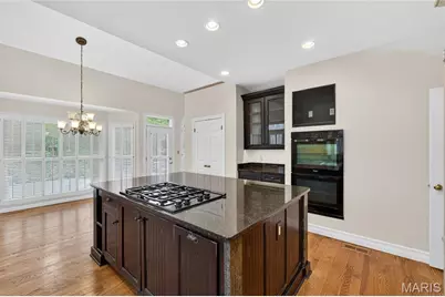 1747 Baxter Forest Valley Court, Chesterfield, MO 63005 - Photo 16