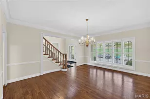 1747 Baxter Forest Valley Ct, Chesterfield, MO 63005 - Photo 6