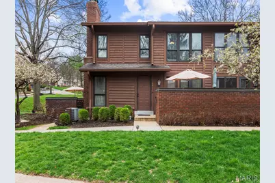 2000 Trailcrest Lane #2, Kirkwood, MO 63122 - Photo 2