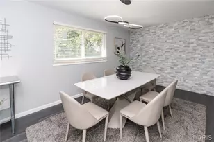 2766 Chalet Hill Dr, Saint Louis, MO 63129 - Photo 18