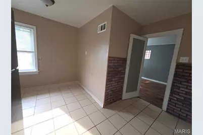 3510 Central Place, Saint Louis, MO 63121 - Photo 10