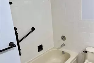 3716 Adie Rd, Saint Ann, MO 63074 - Photo 12