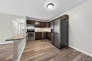 5766 Westphalia Ln, Saint Louis, MO 63129 - Photo 8