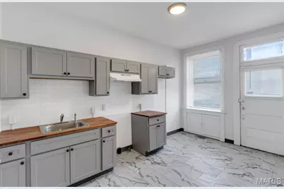 4523 Adelaide Avenue, Saint Louis, MO 63115 - Photo 12