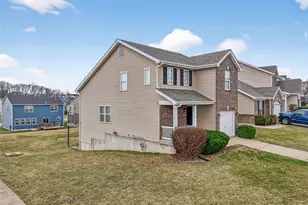 10 Brushy Brook Ct, O'Fallon, MO 63366 - Photo 2