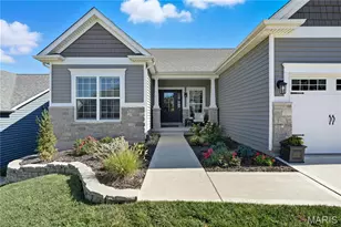 734 Crested Pt Dr, Eureka, MO 63025 - Photo 2