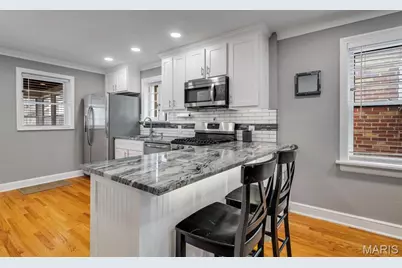 5563 Devonshire Avenue, Saint Louis, MO 63109 - Photo 12