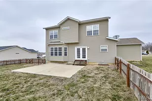 681 Creekwood Blvd, Troy, MO 63379 - Photo 2