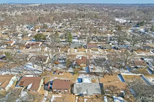 2531 Wesglen Estates Dr, Maryland Heights, MO 63043 - Photo 34