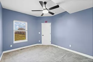 9210 Sappington Rd, Saint Louis, MO 63126 - Photo 8