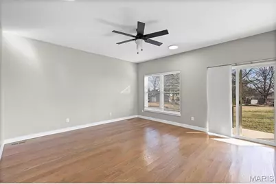 9210 Sappington Road, Saint Louis, MO 63126 - Photo 10
