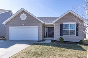 187 Prairie Wind Dr, Wentzville, MO 63385 - Photo 1