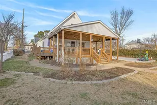 210 Patterson St, Farmington, MO 63640 - Photo 8