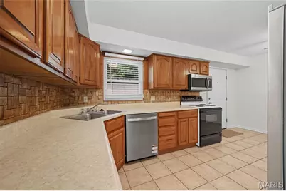 1090 Saint Joseph Street, Florissant, MO 63031 - Photo 8