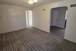 213 Henquin Dr, Ferguson, MO 63135 - Photo 4