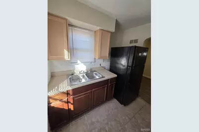 213 Henquin Drive, Ferguson, MO 63135 - Photo 10