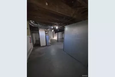 213 Henquin Drive, Ferguson, MO 63135 - Photo 12