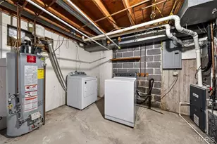 264 Braeshire Dr, Ballwin, MO 63021 - Photo 32