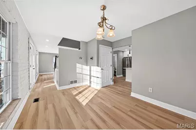 264 Braeshire Drive, Ballwin, MO 63021 - Photo 8