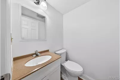 264 Braeshire Drive, Ballwin, MO 63021 - Photo 10