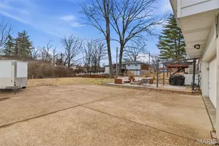 1030 Camelot Gardens Dr Dr, Saint Louis, MO 63125 - Photo 22