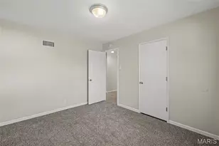 1385 Spring Valley Dr, Florissant, MO 63033 - Photo 10