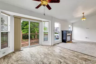 176 Carytown Ln, Florissant, MO 63034 - Photo 12