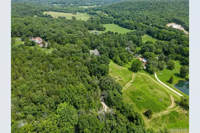 19037 Foxrun Hollow Lane, Wildwood, MO 63069 - Photo 42