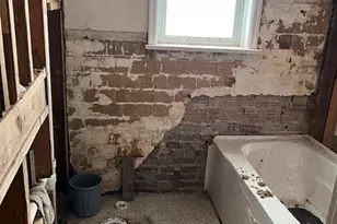 9607 Reavis Rd, Affton, MO 63123 - Photo 10