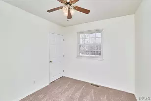 4 Sharon Ct, Florissant, MO 63031 - Photo 18