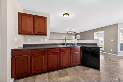 542 Country Circle Drive, Lake Saint Louis, MO 63367 - Photo 6