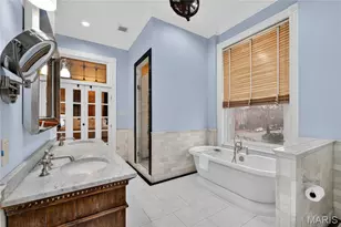 2327 S 12th St, Saint Louis, MO 63104 - Photo 40