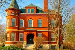 2327 S 12th St, Saint Louis, MO 63104 - Photo 4