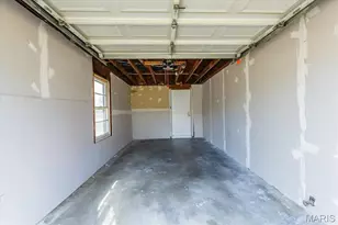 968 Buckeye Dr, Saint Louis, MO 63135 - Photo 36