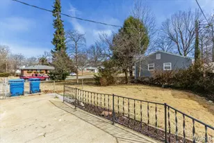 968 Buckeye Dr, Saint Louis, MO 63135 - Photo 32