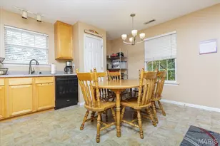 406 S Church St, Saint Peters, MO 63376 - Photo 18