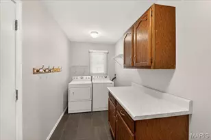 2655 Storm Lake Dr, Oakville, MO 63129 - Photo 20