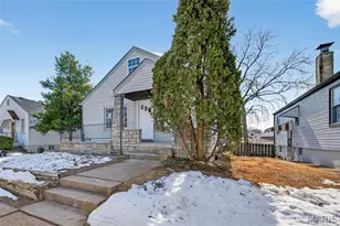 6318 Bradley Ave, Saint Louis, MO 63139 - Photo 4