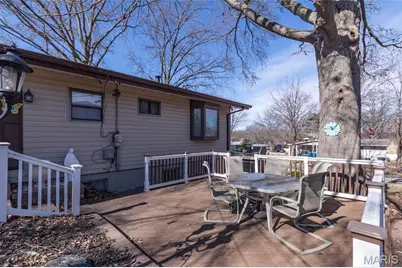 2818 Redstone Drive, Saint Louis, MO 63125 - Photo 6