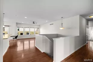1560 Willowbrooke Manors Ct, Saint Louis, MO 63146 - Photo 10