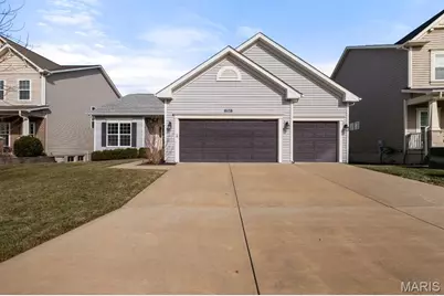 1560 Willowbrooke Manors Court, Saint Louis, MO 63146 - Photo 2