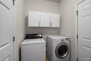 1560 Willowbrooke Manors Ct, Saint Louis, MO 63146 - Photo 34