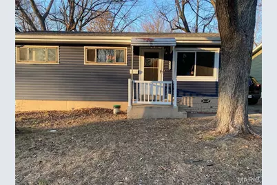 8819 Cranberry Lane, Saint Louis, MO 63121 - Photo 1