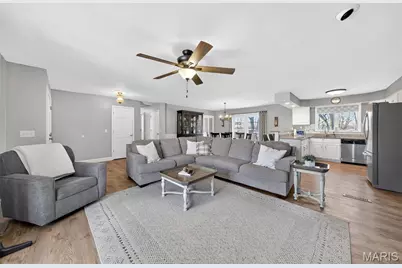 3341 W Adams Street, Saint Charles, MO 63301 - Photo 2