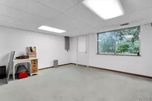 5837 Oak Forest Ln, Saint Louis, MO 63128 - Photo 22