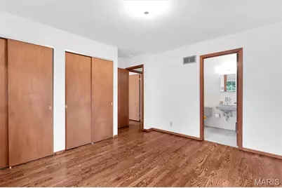 5837 Oak Forest Lane, Saint Louis, MO 63128 - Photo 16