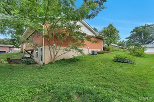 5837 Oak Forest Ln, Saint Louis, MO 63128 - Photo 36