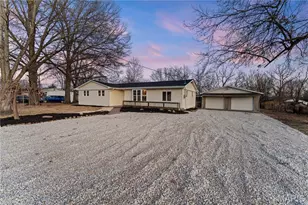 801 Halifax Rd, Holts Summit, MO 65043 - Photo 16