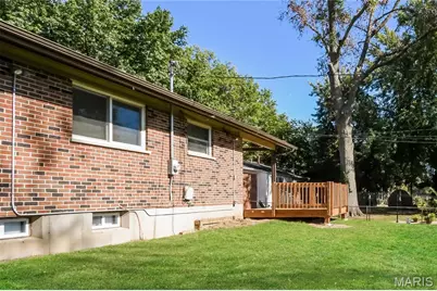 1528 Gerard Park Lane, Hazelwood, MO 63042 - Photo 14