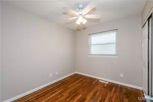 1528 Gerard Park Ln, Hazelwood, MO 63042 - Photo 4